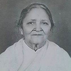 Dr. Chandratai Narayan Shenolikar